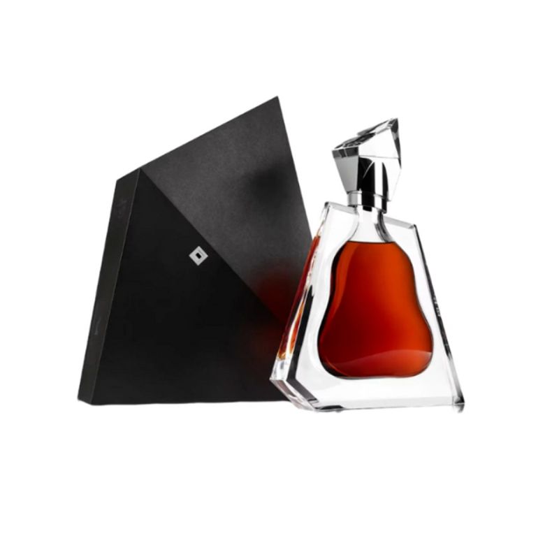Hennessy Richard Hennessy Cognac 700ml (with one Hennessy Richard Cup) 軒尼斯李察干邑 連李察水晶杯