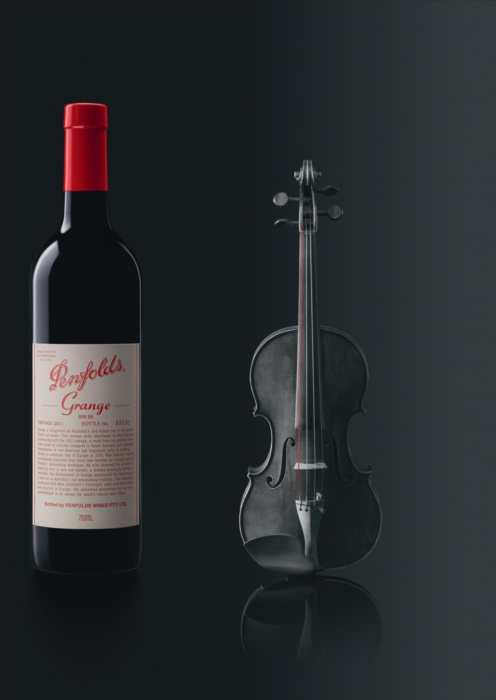 作為 Penfolds 跨產區、跨莊園混釀哲學的最早踐行者及最完美呈現，葛蘭許無疑是整個澳大利亞最受矚 目的頂級佳釀，也是南澳獲得官方認可的文化遺產之一。葛蘭許選用果味豐富、充分成熟、質地多樣的設拉子 葡萄果實釀造而成。這款佳釀極富澳洲特色，同時也是世界公認的品質最為穩定的葡萄酒之一。從 1951 年 以來，葛蘭許從未間斷生產，向世人展現了設拉子果實與南澳土壤和天氣完美結合的獨特魅力。