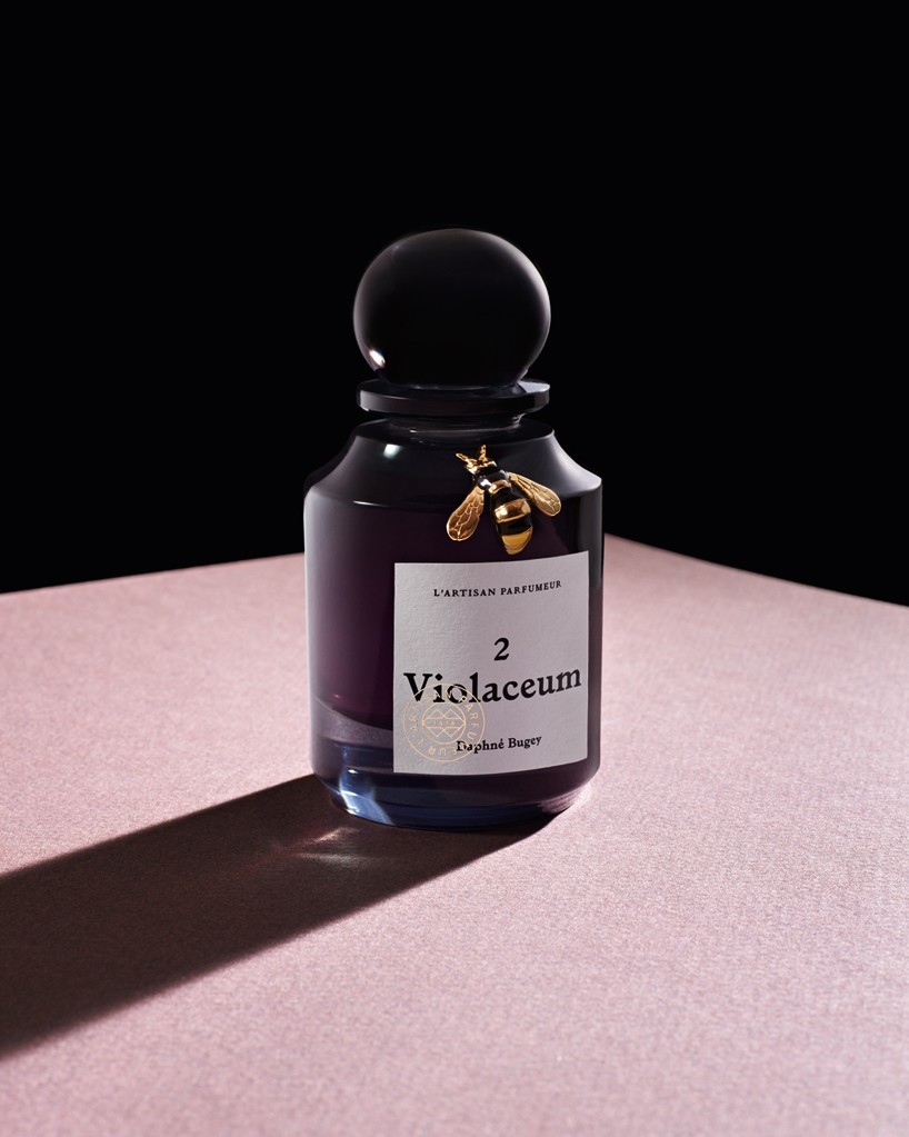 L'Artisan Parfumeur Natura Fabularis 02 Violaceum