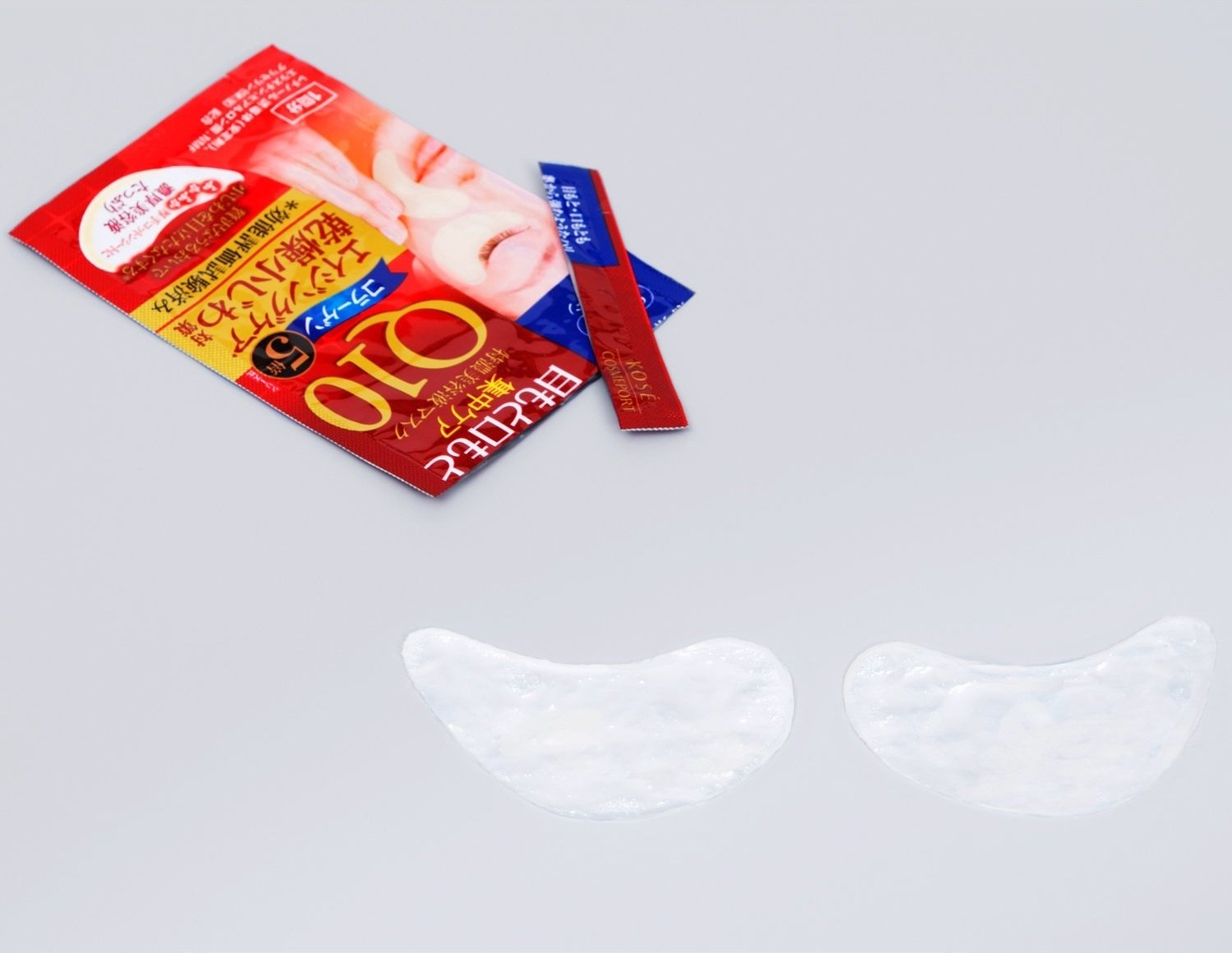 Kose Clear Turn Q10 Eye Mask